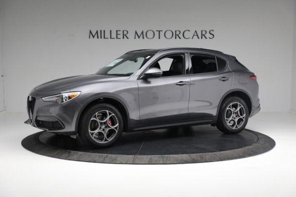 New 2022 Alfa Romeo Stelvio Sprint for sale Sold at Bentley Greenwich in Greenwich CT 06830 2