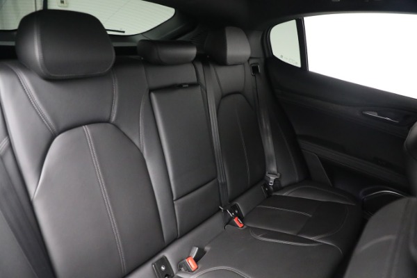 New 2022 Alfa Romeo Stelvio Sprint for sale $52,905 at Bentley Greenwich in Greenwich CT 06830 27