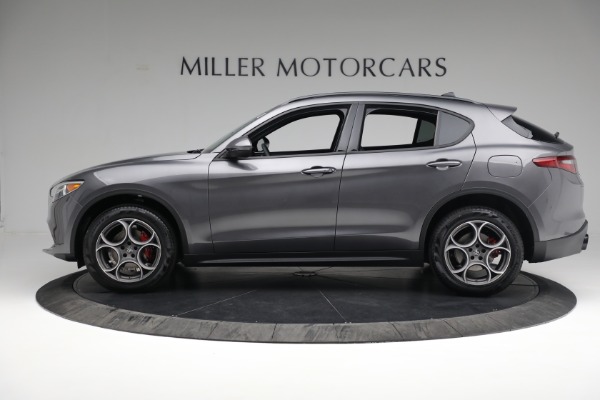 New 2022 Alfa Romeo Stelvio Sprint for sale Sold at Bentley Greenwich in Greenwich CT 06830 4
