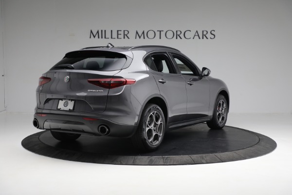 New 2022 Alfa Romeo Stelvio Sprint for sale Sold at Bentley Greenwich in Greenwich CT 06830 7