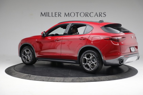 New 2022 Alfa Romeo Stelvio Ti for sale Sold at Bentley Greenwich in Greenwich CT 06830 5