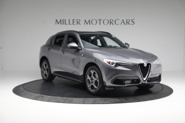 New 2022 Alfa Romeo Stelvio Ti for sale Sold at Bentley Greenwich in Greenwich CT 06830 11