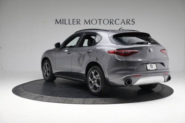 New 2022 Alfa Romeo Stelvio Ti for sale Sold at Bentley Greenwich in Greenwich CT 06830 5