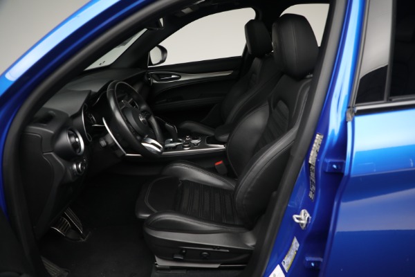 Used 2022 Alfa Romeo Stelvio Veloce for sale $32,900 at Bentley Greenwich in Greenwich CT 06830 13