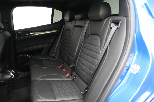 Used 2022 Alfa Romeo Stelvio Veloce for sale $32,900 at Bentley Greenwich in Greenwich CT 06830 18