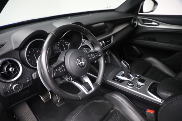 Used 2022 Alfa Romeo Stelvio Veloce for sale $32,900 at Bentley Greenwich in Greenwich CT 06830 22