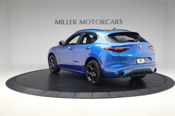 Used 2022 Alfa Romeo Stelvio Veloce for sale $32,900 at Bentley Greenwich in Greenwich CT 06830 5