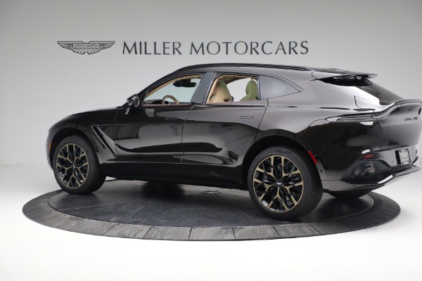 Used 2022 Aston Martin DBX for sale $105,900 at Bentley Greenwich in Greenwich CT 06830 3