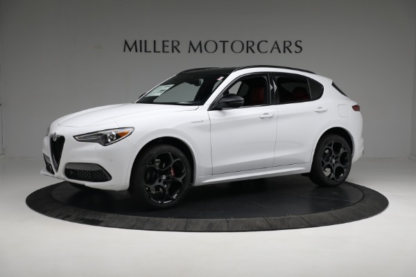 New 2022 Alfa Romeo Stelvio Veloce for sale Sold at Bentley Greenwich in Greenwich CT 06830 3