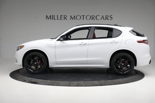 New 2022 Alfa Romeo Stelvio Veloce for sale Sold at Bentley Greenwich in Greenwich CT 06830 4