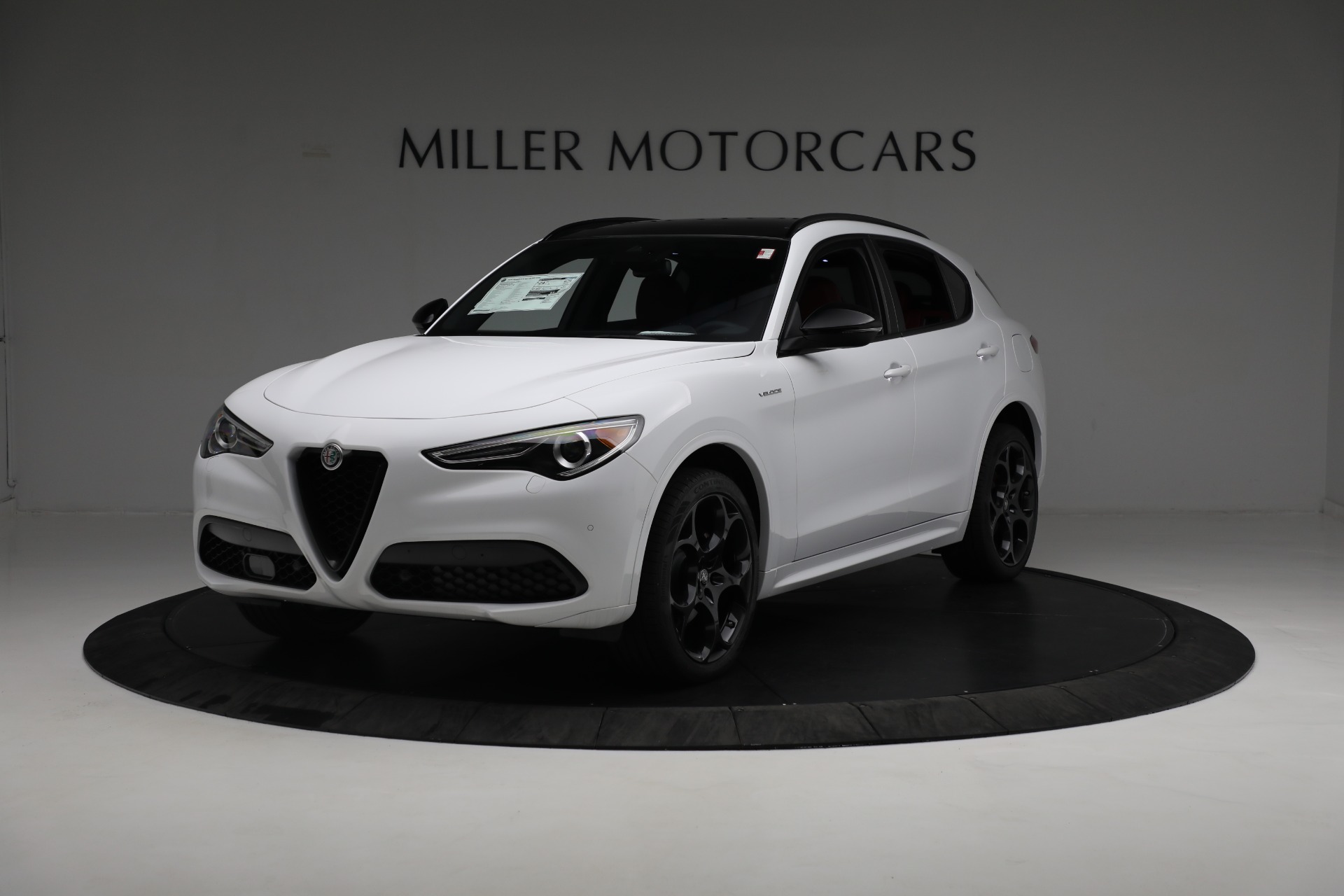 New 2022 Alfa Romeo Stelvio Veloce for sale Sold at Bentley Greenwich in Greenwich CT 06830 1