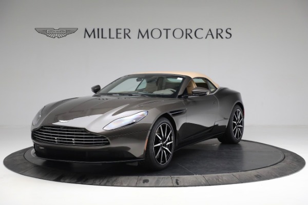 New 2022 Aston Martin DB11 Volante for sale $284,796 at Bentley Greenwich in Greenwich CT 06830 13