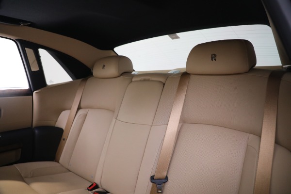 Used 2013 Rolls-Royce Ghost for sale Sold at Bentley Greenwich in Greenwich CT 06830 19