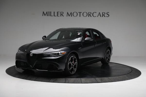 New 2022 Alfa Romeo Giulia Veloce for sale Sold at Bentley Greenwich in Greenwich CT 06830 1