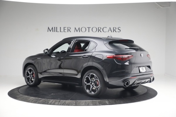 New 2022 Alfa Romeo Stelvio Veloce for sale Sold at Bentley Greenwich in Greenwich CT 06830 4