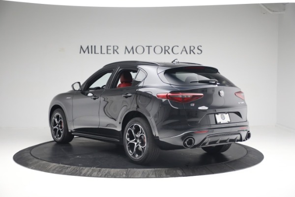 New 2022 Alfa Romeo Stelvio Veloce for sale Sold at Bentley Greenwich in Greenwich CT 06830 5