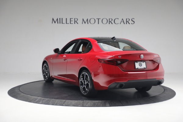 New 2022 Alfa Romeo Giulia Ti for sale Sold at Bentley Greenwich in Greenwich CT 06830 5