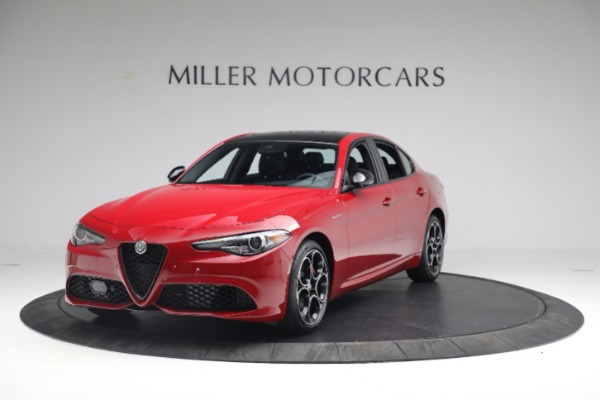 New 2022 Alfa Romeo Giulia Veloce for sale Sold at Bentley Greenwich in Greenwich CT 06830 1