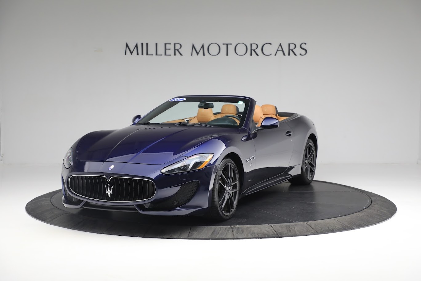 Used 2017 Maserati GranTurismo Sport for sale Sold at Bentley Greenwich in Greenwich CT 06830 1