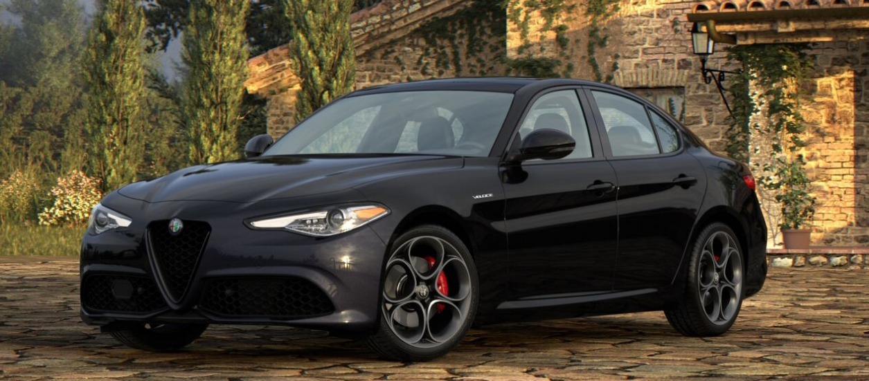 New 2022 Alfa Romeo Giulia Veloce for sale Sold at Bentley Greenwich in Greenwich CT 06830 1