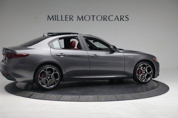 New 2022 Alfa Romeo Giulia Veloce for sale Sold at Bentley Greenwich in Greenwich CT 06830 7