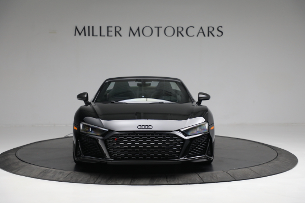 Used 2022 Audi R8 5.2 quattro V10 perform. Spyder for sale Sold at Bentley Greenwich in Greenwich CT 06830 12