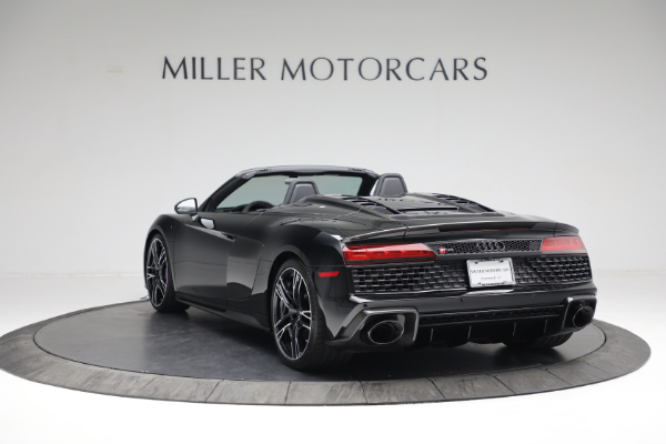 Used 2022 Audi R8 5.2 quattro V10 perform. Spyder for sale Sold at Bentley Greenwich in Greenwich CT 06830 5