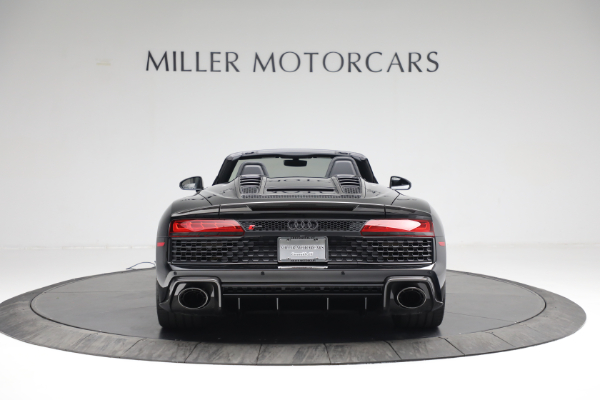 Used 2022 Audi R8 5.2 quattro V10 perform. Spyder for sale Sold at Bentley Greenwich in Greenwich CT 06830 6