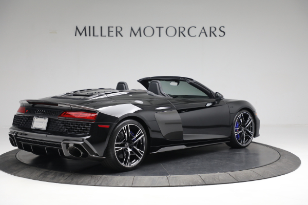 Used 2022 Audi R8 5.2 quattro V10 perform. Spyder for sale Sold at Bentley Greenwich in Greenwich CT 06830 8
