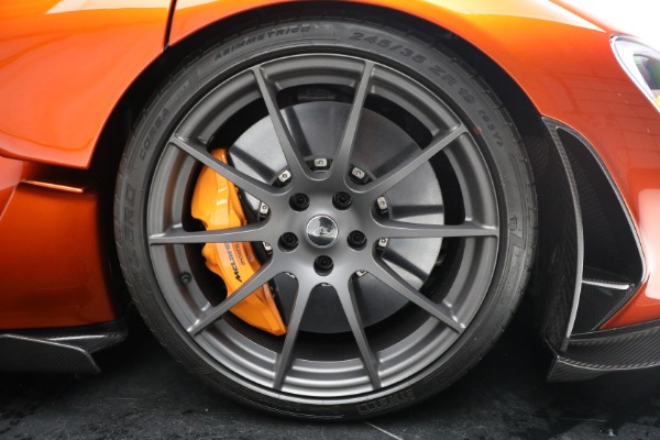 Used 2015 McLaren P1 for sale Call for price at Bentley Greenwich in Greenwich CT 06830 17