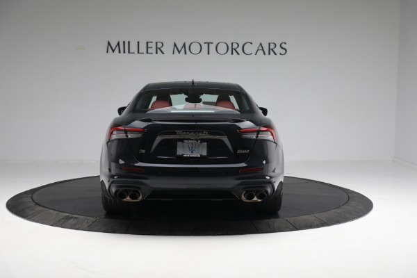 New 2022 Maserati Ghibli Modena Q4 for sale Sold at Bentley Greenwich in Greenwich CT 06830 14