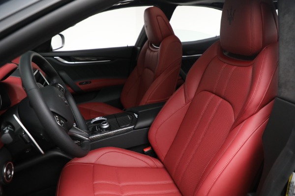 New 2022 Maserati Ghibli Modena Q4 for sale $109,155 at Bentley Greenwich in Greenwich CT 06830 27