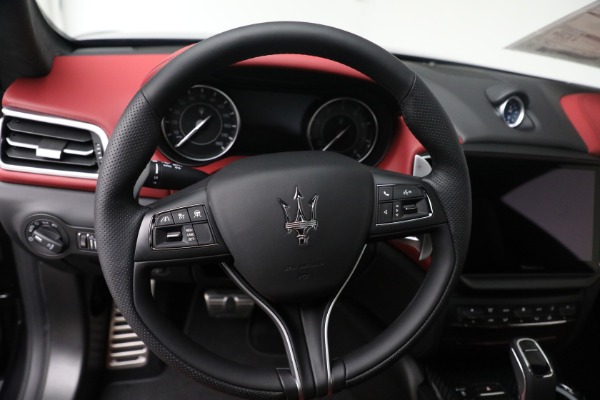 New 2022 Maserati Ghibli Modena Q4 for sale Sold at Bentley Greenwich in Greenwich CT 06830 28