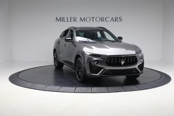 Used 2022 Maserati Levante Modena for sale $53,900 at Bentley Greenwich in Greenwich CT 06830 11