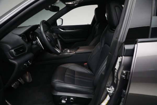 Used 2022 Maserati Levante Modena for sale $53,900 at Bentley Greenwich in Greenwich CT 06830 13
