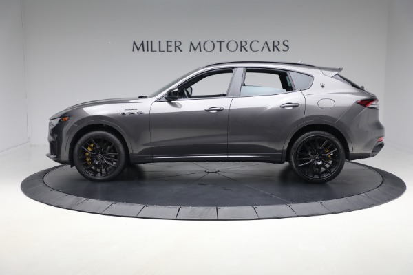 Used 2022 Maserati Levante Modena for sale $53,900 at Bentley Greenwich in Greenwich CT 06830 3