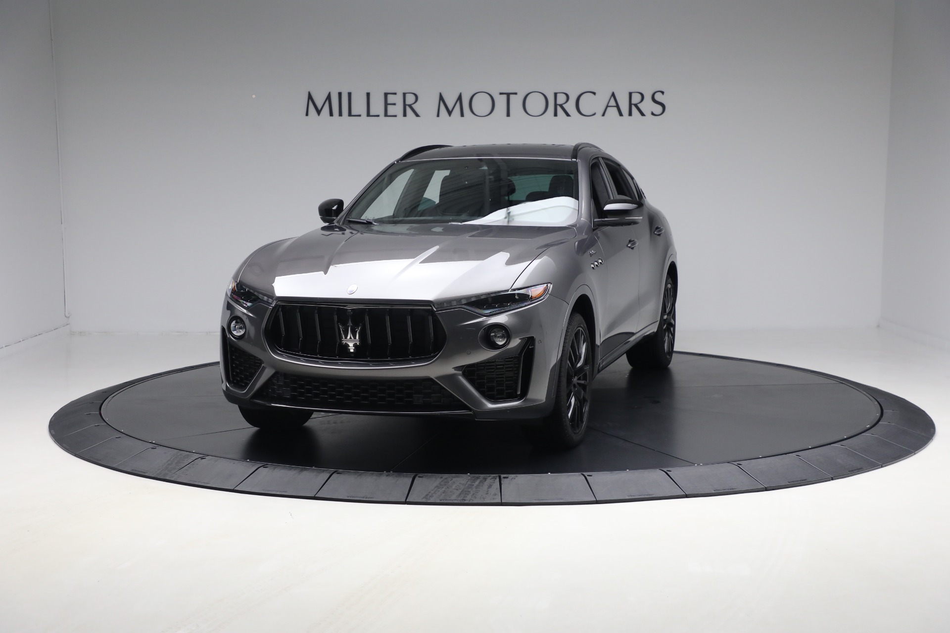 Used 2022 Maserati Levante Modena for sale $53,900 at Bentley Greenwich in Greenwich CT 06830 1