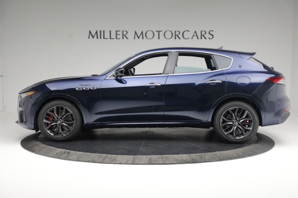 New 2022 Maserati Levante Modena for sale Sold at Bentley Greenwich in Greenwich CT 06830 3