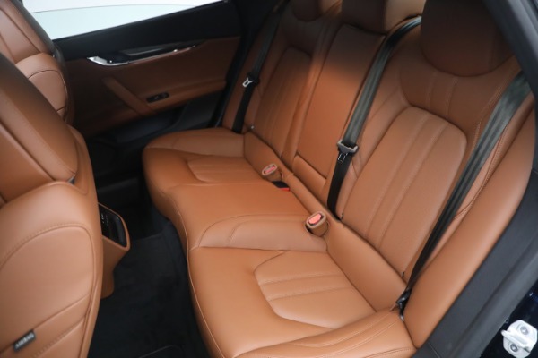 New 2022 Maserati Quattroporte Modena Q4 for sale Sold at Bentley Greenwich in Greenwich CT 06830 22