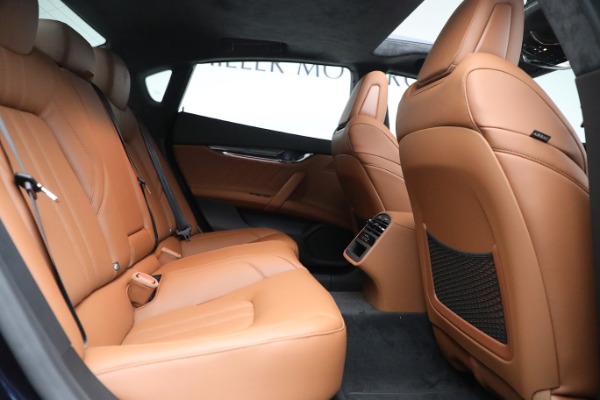 New 2022 Maserati Quattroporte Modena Q4 for sale Sold at Bentley Greenwich in Greenwich CT 06830 28