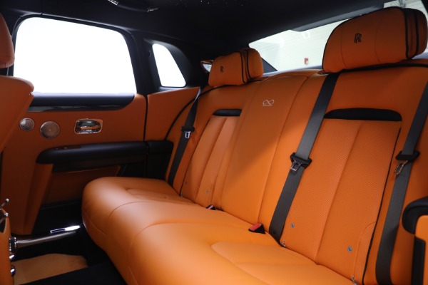 Used 2022 Rolls-Royce Ghost Black Badge for sale $394,900 at Bentley Greenwich in Greenwich CT 06830 17