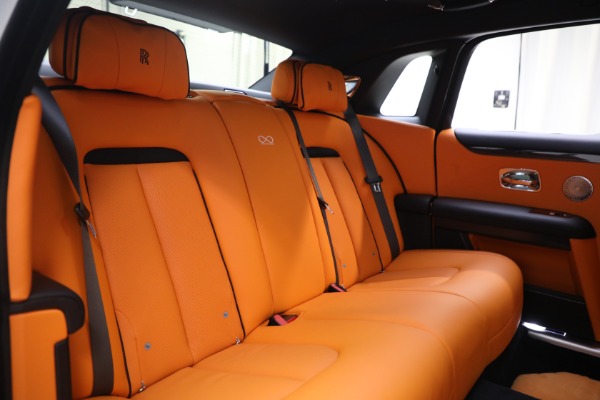 Used 2022 Rolls-Royce Ghost Black Badge for sale $394,900 at Bentley Greenwich in Greenwich CT 06830 24