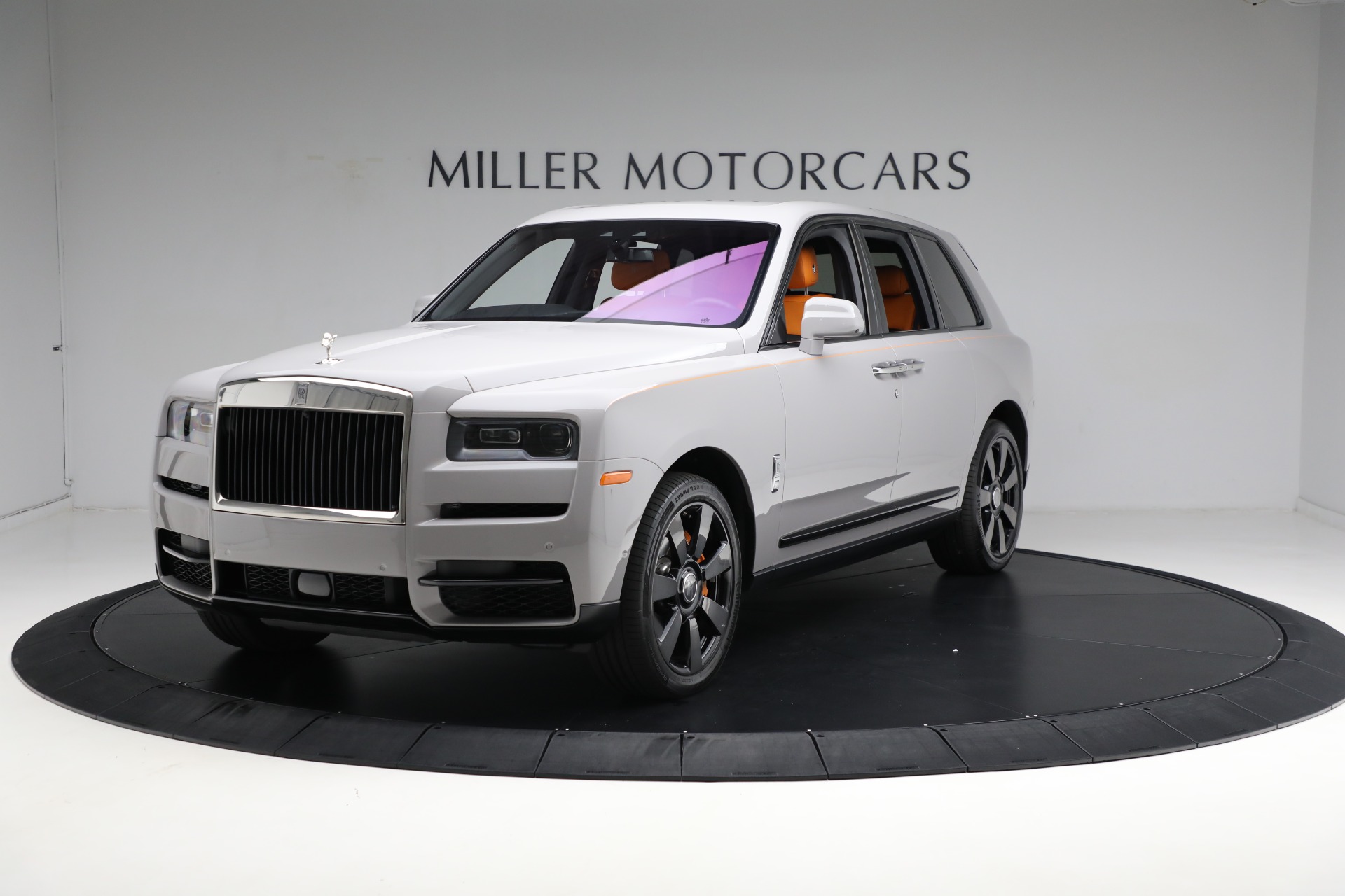 RollsRoyce Cullinan Klassen Siêu SUV bọc thép cho đại gia ưa an toàn