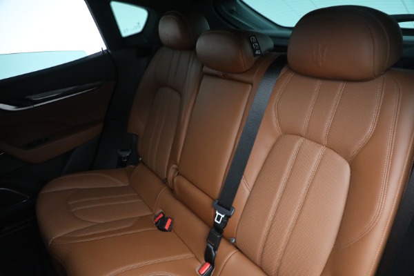 Used 2017 Maserati Levante S for sale Sold at Bentley Greenwich in Greenwich CT 06830 18