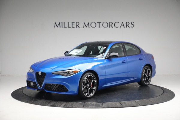 New 2022 Alfa Romeo Giulia Veloce for sale Sold at Bentley Greenwich in Greenwich CT 06830 2