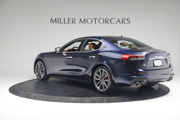 New 2022 Maserati Ghibli Modena Q4 for sale Sold at Bentley Greenwich in Greenwich CT 06830 4