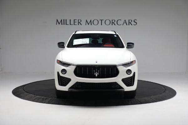 New 2022 Maserati Levante Modena for sale Sold at Bentley Greenwich in Greenwich CT 06830 12