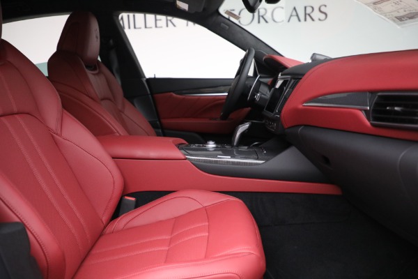 New 2022 Maserati Levante Modena for sale $113,075 at Bentley Greenwich in Greenwich CT 06830 21