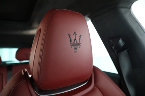 New 2022 Maserati Levante Modena for sale Sold at Bentley Greenwich in Greenwich CT 06830 28