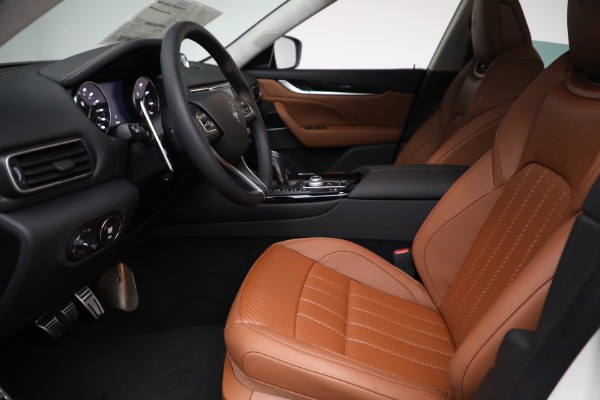 New 2022 Maserati Levante Modena for sale Sold at Bentley Greenwich in Greenwich CT 06830 14